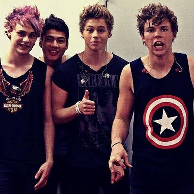 #SheLooksSoPerfect
