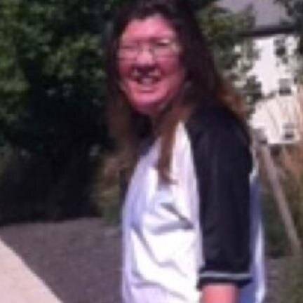 Gail_LHU's profile picture. I run the streets of LH day and nite w/ my puppy named lucky hobblin by my side Got my walkman in my hand nd I aint afraid to show it Its GAIL bitch yall kno it