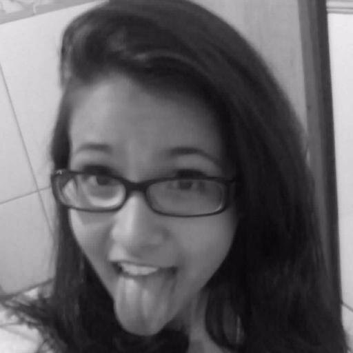 Derepente a vida te vira do avesso e voce percebe qe o avesso e seu lado certo ...♔