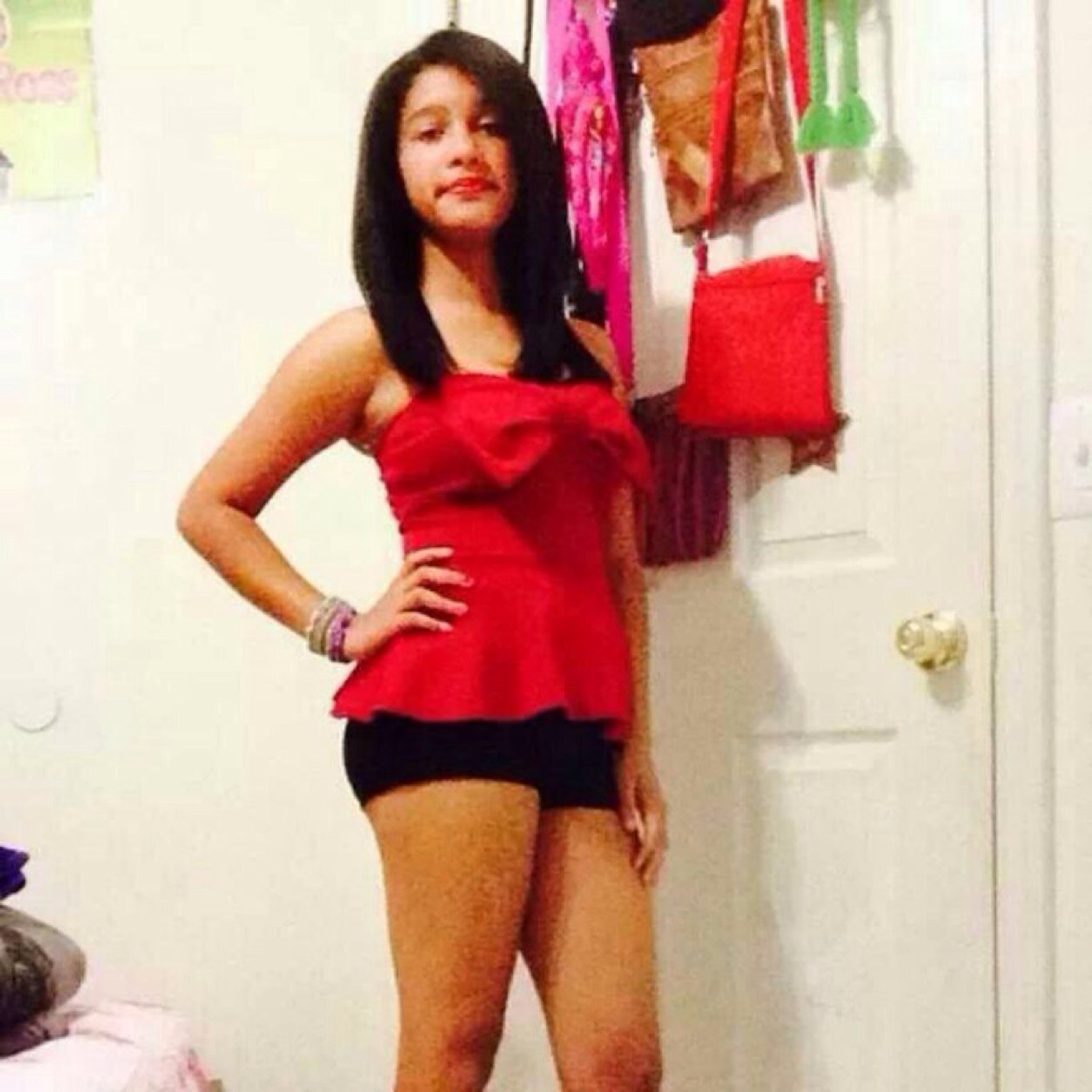 Fav Movie? Percy Jackson ,Fav Singer?Austin Mahone❤,Fav Band? One Direction ,Fav.Viner?Matthew Espinosa , Kik;CrazyBooBoo2001, Instagram;Puertoricanbabee1245