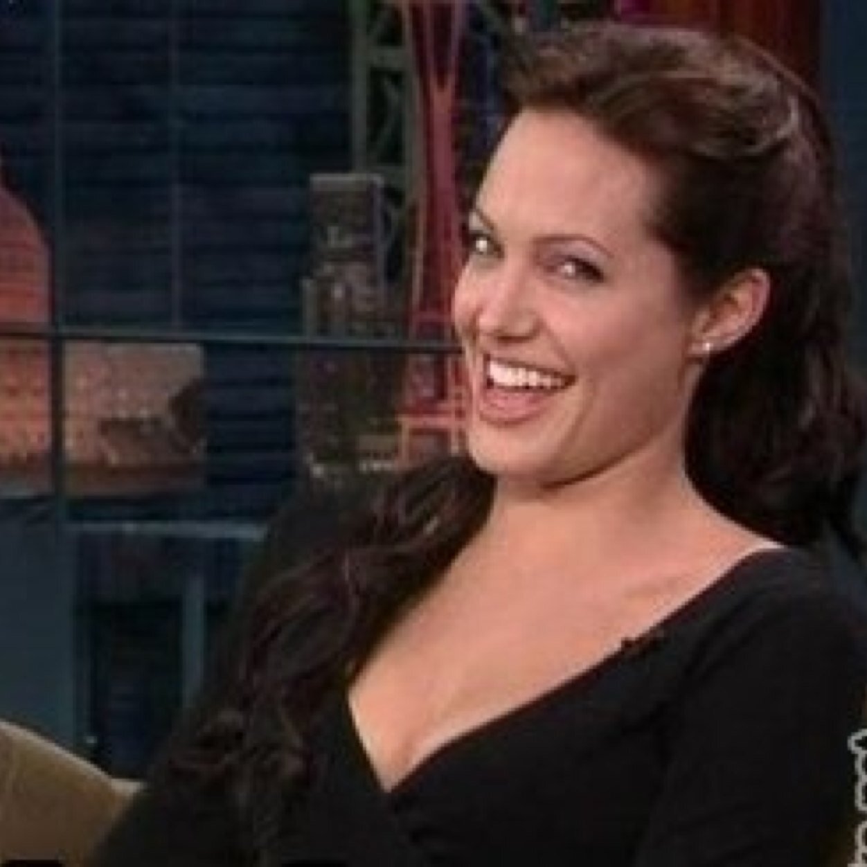 nastyafb's profile picture. wave’s don’t die