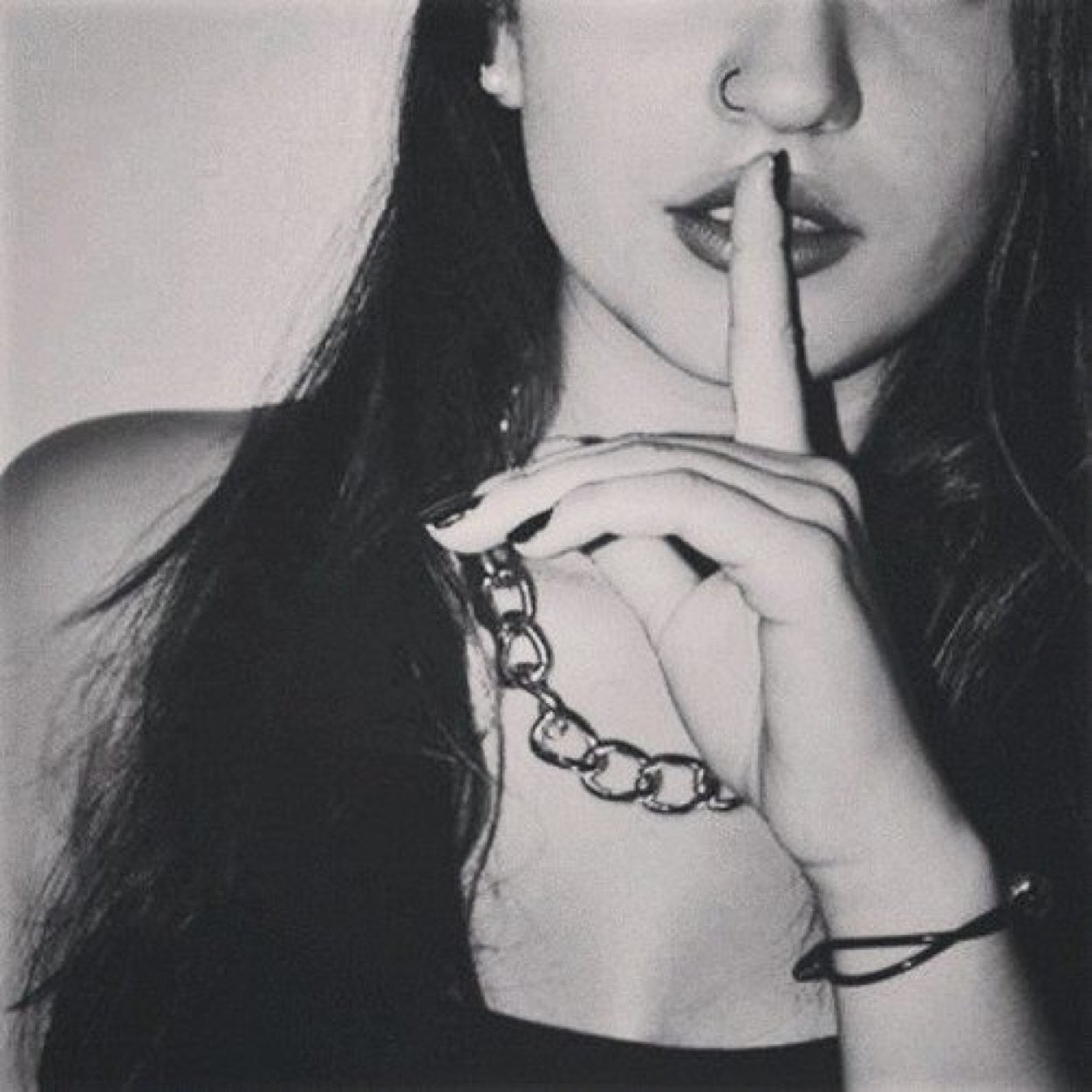 Send me dms of ANYTHING you want to say to someone else as a secret. {Roleplay only}