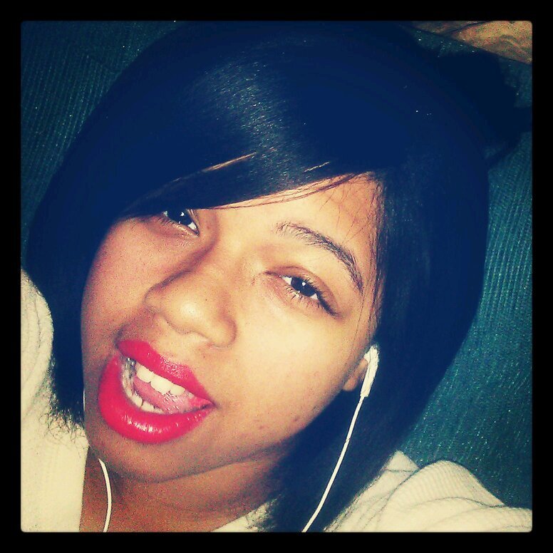 on tha real .. dnt have time fa games... im loud, bright, cute, funny...nd speak wat evea is on mii mind...if u dnt lik mii oh tha fck well!! #TeamF*cknRite