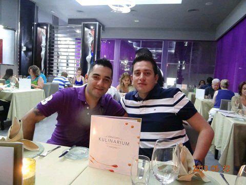 juliankmilo2523's profile picture. 5 años llenos de felicidad y amor....!!! Y vamos por mas....