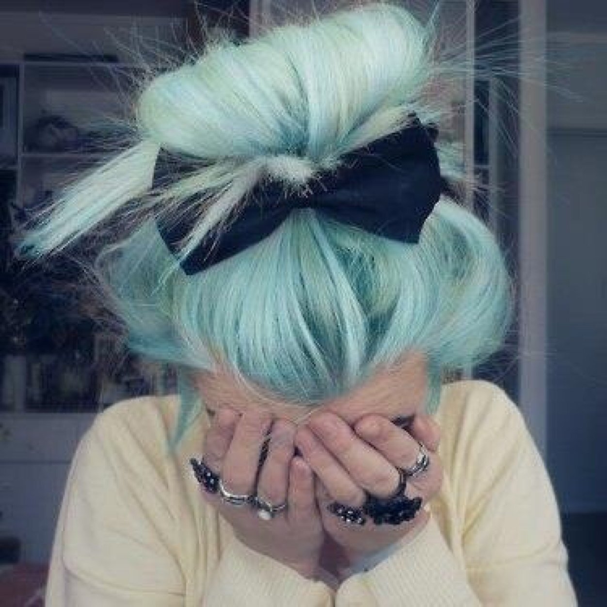 everythxngsucks's profile picture. To die would be an awfully big adventure.