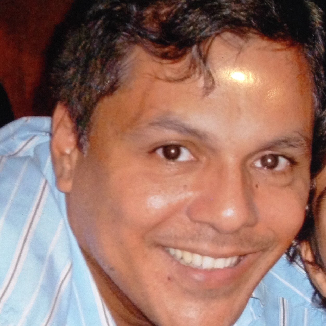 Oftalmologo venezolano, especialista en Glaucoma y Catarata/
Chile