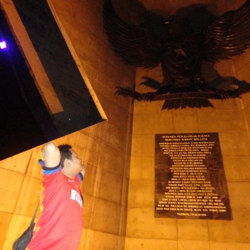 ZJoule's profile picture. tak ada yg istimewa dr sy..... hanya menjalankan kehidupan yg sederhana saja....