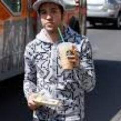 @ starbucks with little human meagan and @folieoutfuck