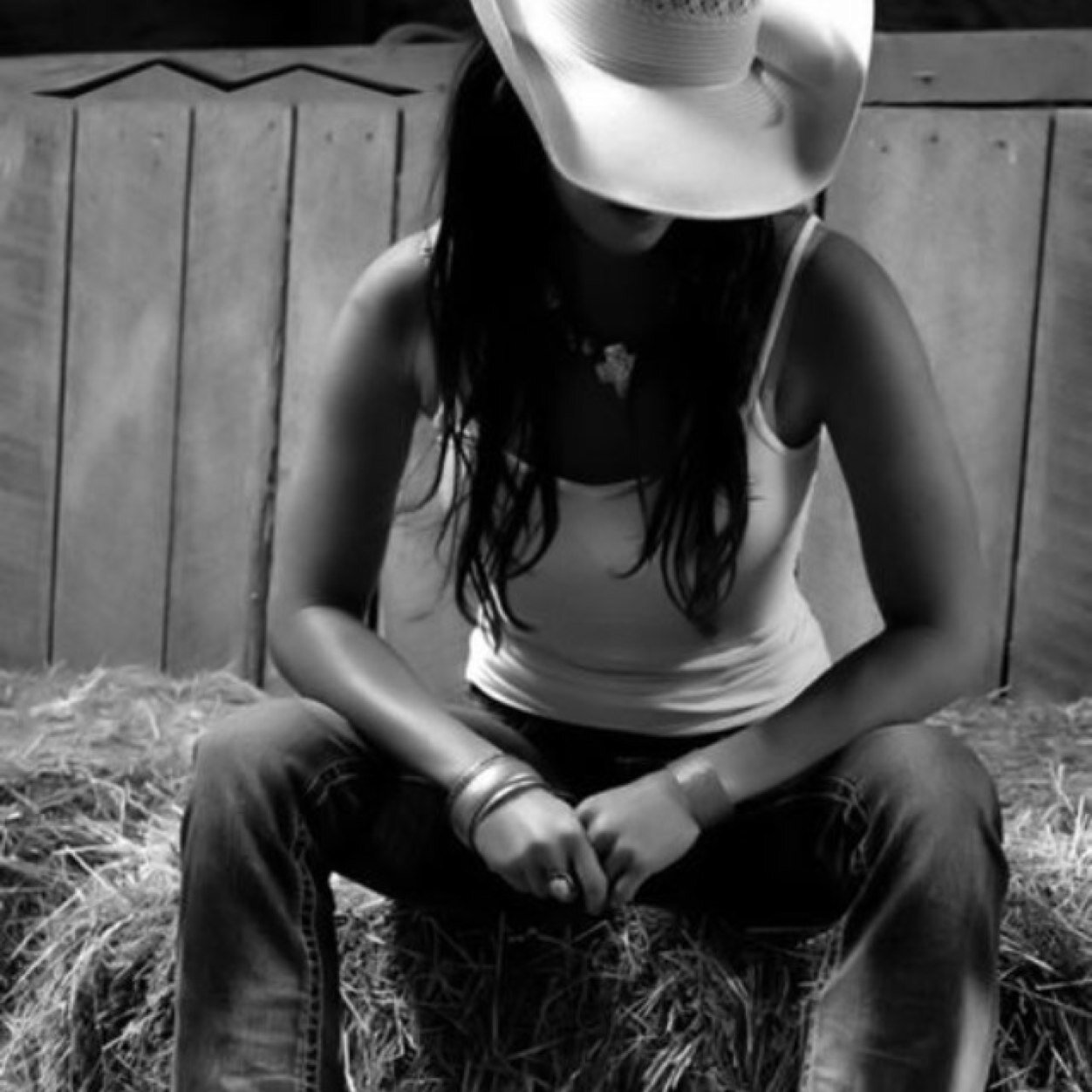 Small town southern mess in a dress. Country girl with a little bit of a wild side. Not Single/23.