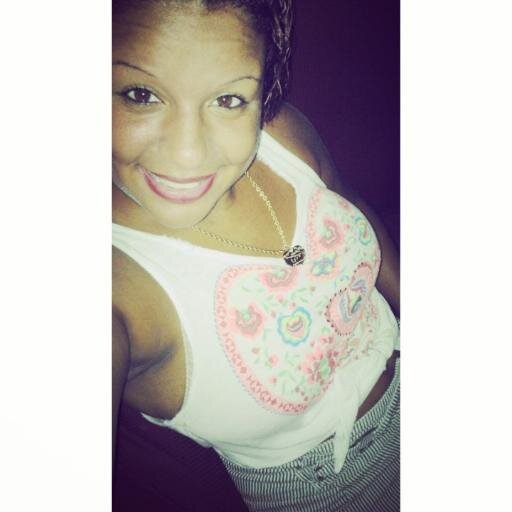 ↘_ ' Amor paixão, prazer tesão é a união, mais do que perfeita pra fazer uma mistura ,com carinho & lealdade,apimentando seus sonhos invadindo sua mente,.