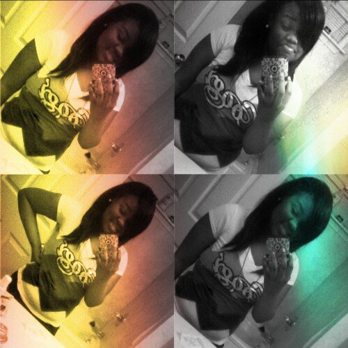If ion fuxk with yhu dhen all well yhu know why keep my circle small cant trust to many ! #cant trust everybody loven my 2013-2014