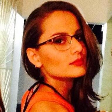 Não sei.. Eu.. Tive um passado? Sem dúvida... Tenho um presente? Sem dúvida... Terei um futuro? Sem dúvida..