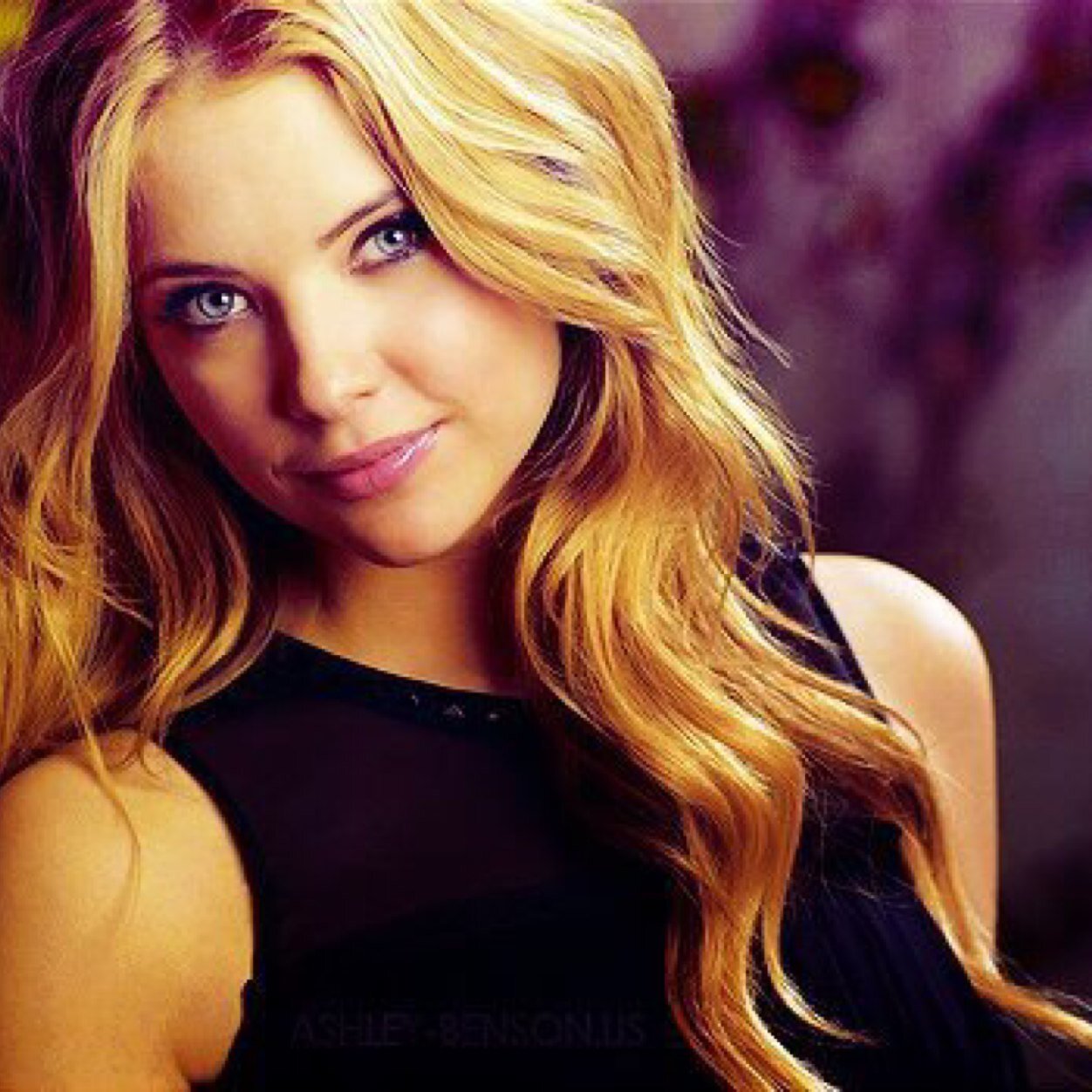 I'm simply marvelous -RP/21+/BI/SINGLE/LOOKING-
