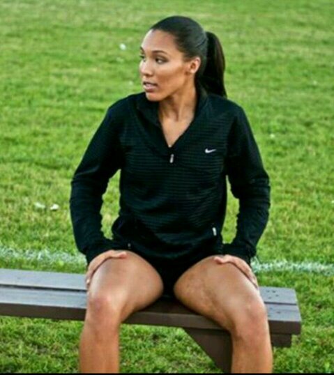 _AliciaBrown's profile picture. Canadian Olympian l Track & Field l UofT l Insta: @lici_b