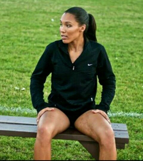 Canadian Olympian l Track & Field l UofT l Insta: @lici_b