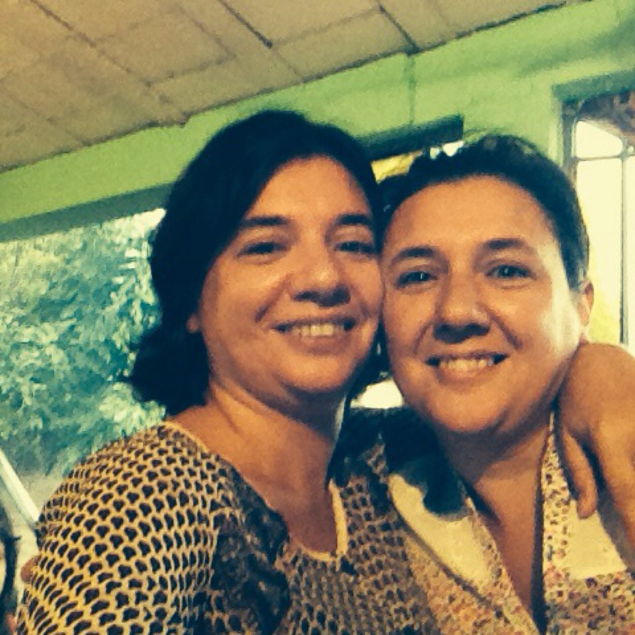 TusHnasTeBuscan's profile picture. Buscamos a nuestro/a hermano/a nacido/a entre nov y dic de 1977. En el CCD de Campo de Mayo. Tal vez entre tus contactos esté. Nos seguís y retwiteás? Gracias!