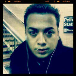 Instagram : @pdrmolano , Facebook : Pedro L Molano , Twitter : @pdrmolano