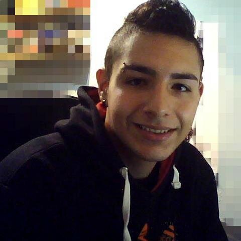 Dándote buenas razones para no seguirme desde 1997.             Siempre con una sonrisa ☻ , @ja_jarodriguez como mi hermano.             ☠ 28027  ☠