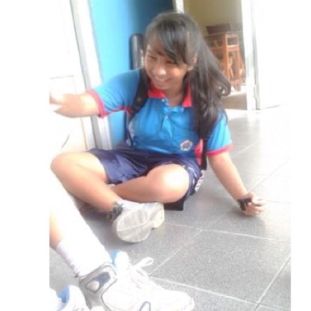 Twitter ini gak dipake lagi!! Follow yang @vaniaazaliaal aja