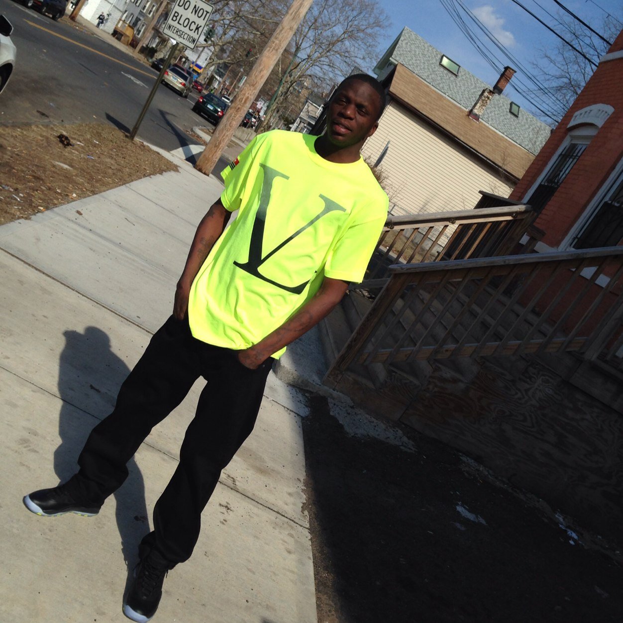 keep calm imma tre nigga... free my guys...  R.I.P Grip, sean, kuntry, Rell, Trav, Vlove, and Jamese i miss yah...