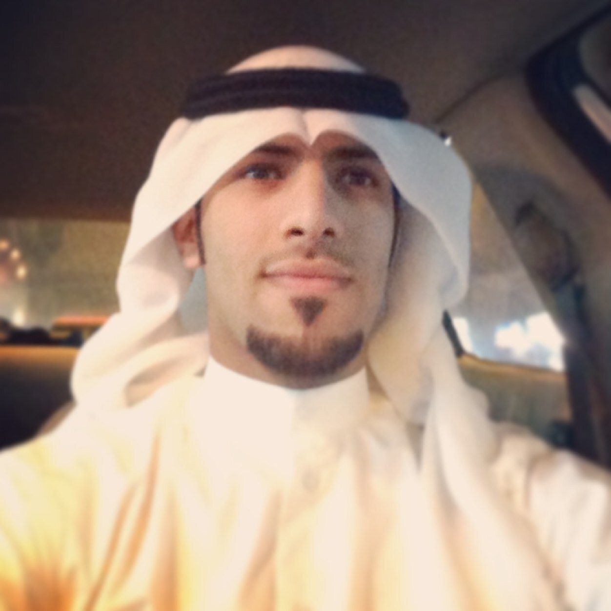 وحين يمر الوااقع ' يصمت الحلم منتظراً