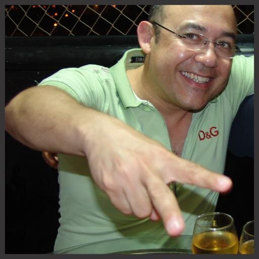 Sou a experiência de uma consciência que relembra a cada momento quem é, foi e será,