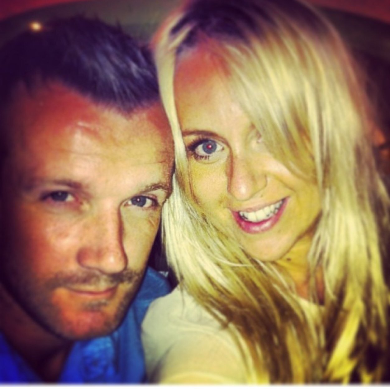 Hairstylist to the high fashionys of society..and..
Mummy to my yummy Preston Carter..
Number 1 beauty xxx