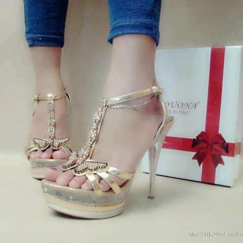 Grosir wedges sepatu dll....Melayani |Dropship|Grosir|Ecer.....Harga murah bersahabat terpercaya
Pemesanan.... pin 313F2B77 wa/tlp/sms 085643018686
