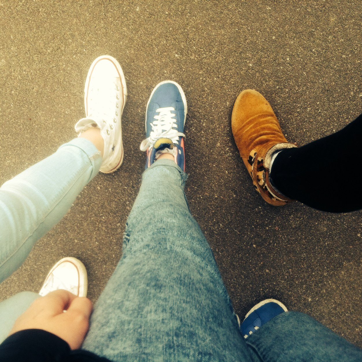 AmyBeachamy01's profile picture. One Direction, Joe Sugg, Stitch, Zoe Sugg, Friends, Family, Youtube