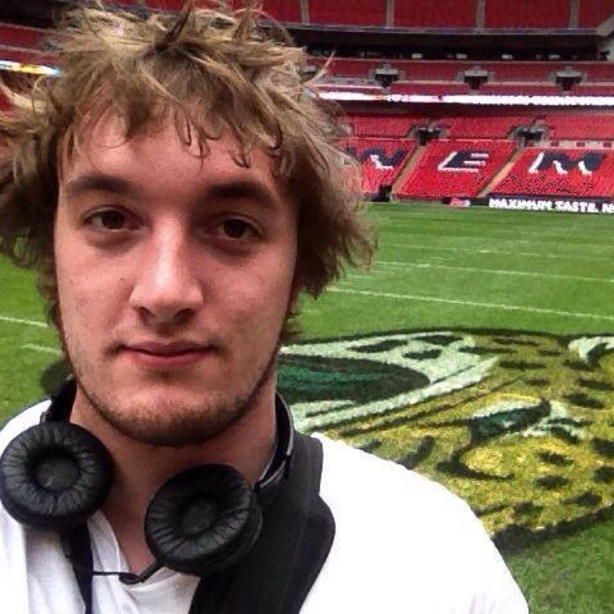 Tex_NFL's profile picture. A Welshman brought up in the home of English rugby tweeting about American football. Personal account: @Voyezlesprit