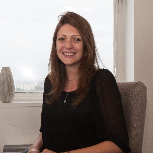 Fondatrice @MiocheStudio - Ex Head of Social Media @sensiogrey - Formatrice @E_S_Digital @strategies @Paris_Dauphine - Co-auteur @Eyrolles