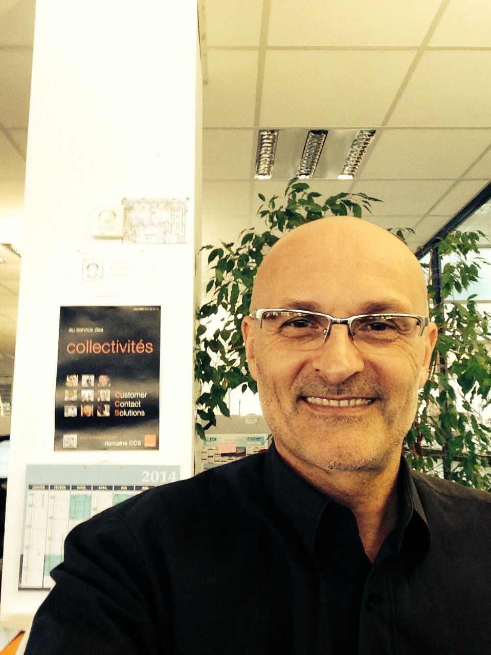 Ingénieur Commercial Spécialisé dans le domaine de la Gestion Relation Client à Orange Business Services. Compétiteur de tennis à mes heures de loisirs.