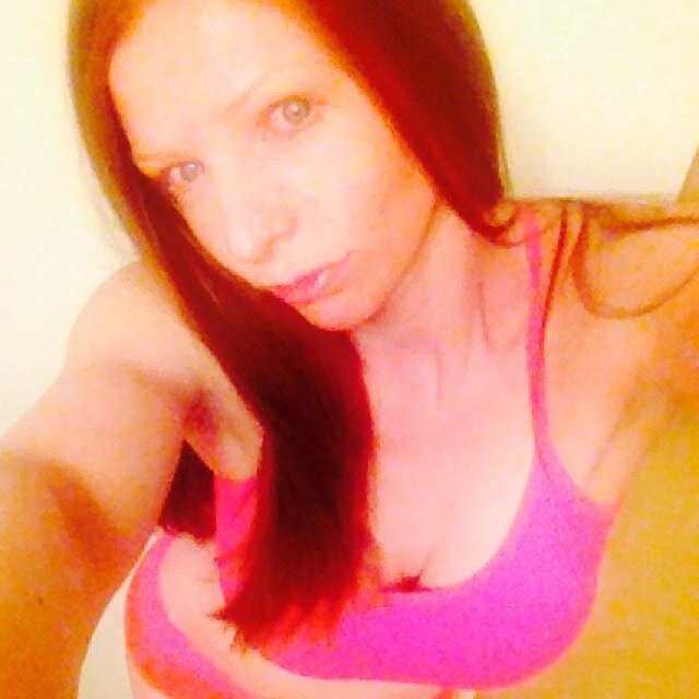 sweetfitjess's profile picture. My favorite things are family, animals, pole dancing, scrapbooking and Margaritas!!!