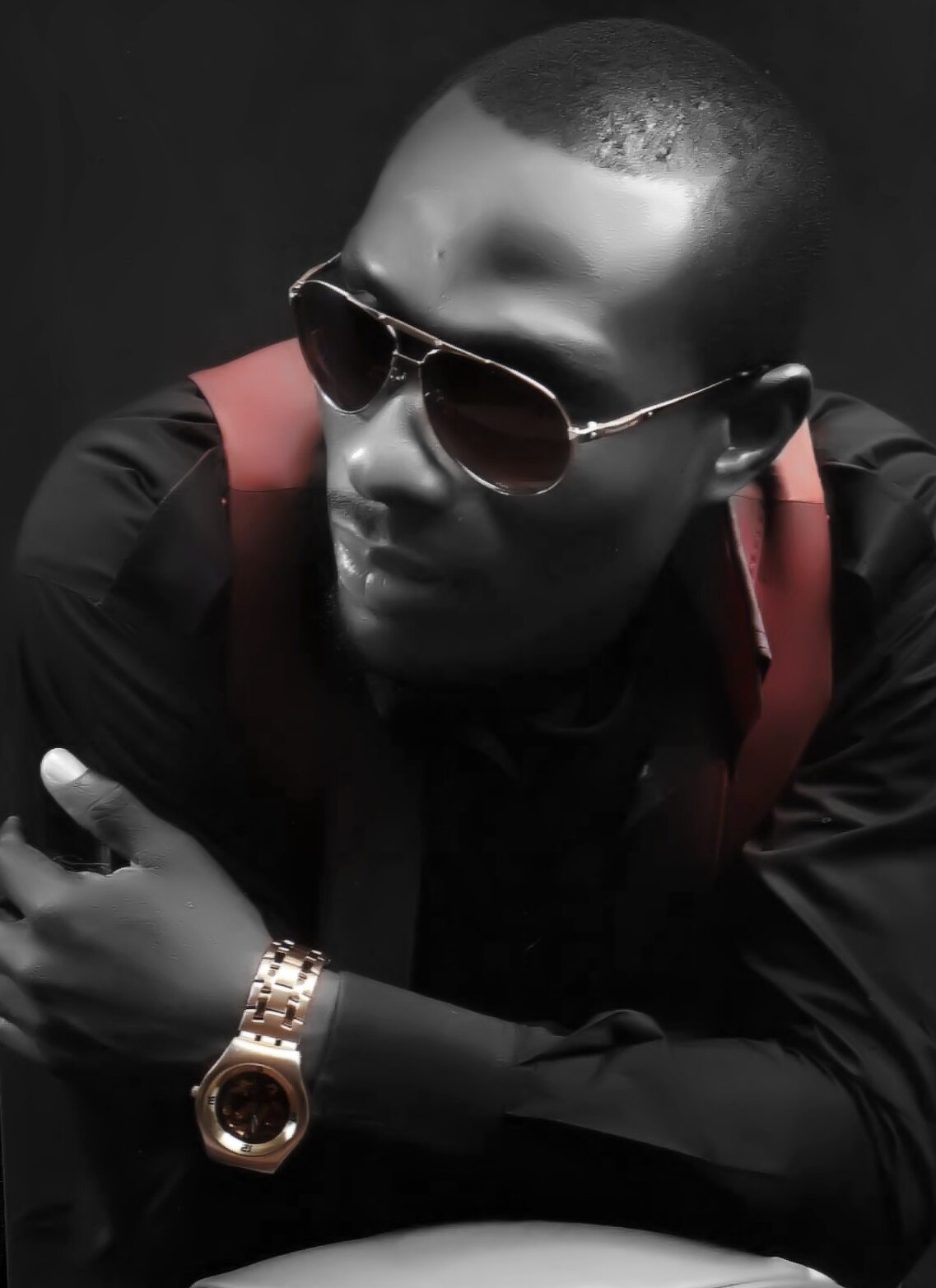 An Afro-Pop Musician/SongWriter/Performer, at GravitySoundsNG. For Bookings, and Performances. Call +2348168837062. Email: gravitysounds.hitech@gmail.com