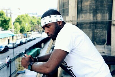 Artiste (Rap) Membre du binôme #KilaKaliOu2s #MaxRevolution #Kartel DL la mixtape de mon groupe http://t.co/tnzEoTVfLq