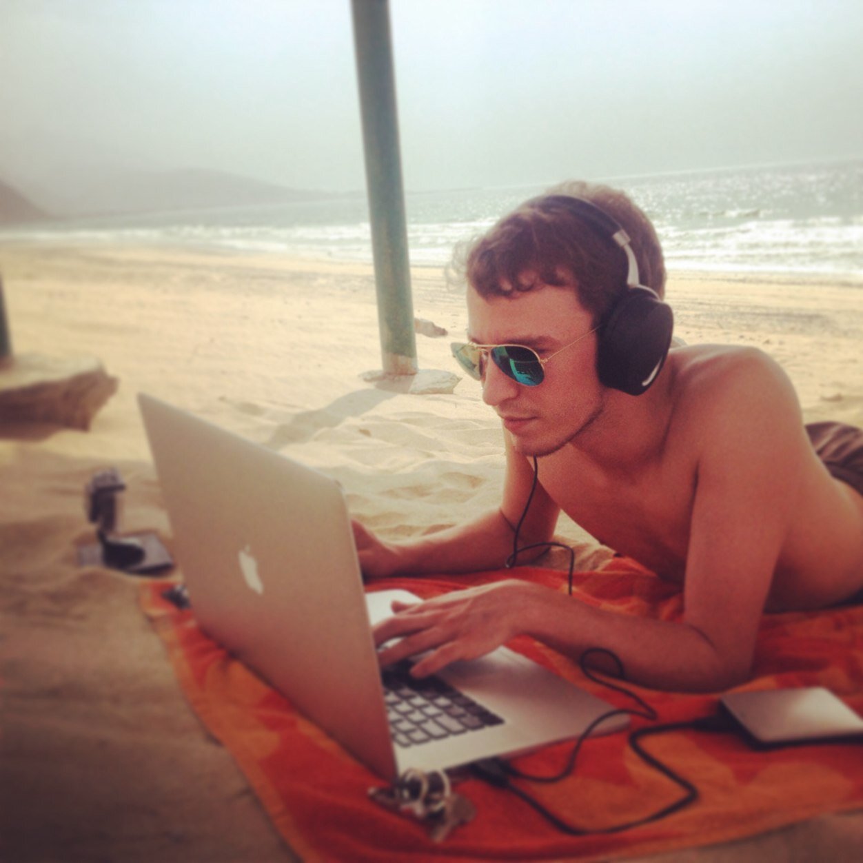 simonD7's profile picture. 