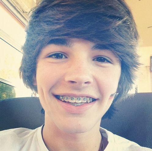 liamz_z's profile picture. Basketball is literally my life