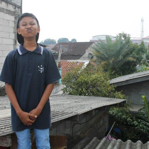 Laff:*