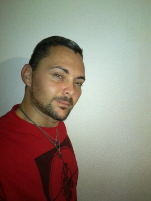 Ombre971's profile picture. 