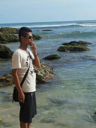 mahasiswa
pengusaha
dukun :ngakak
