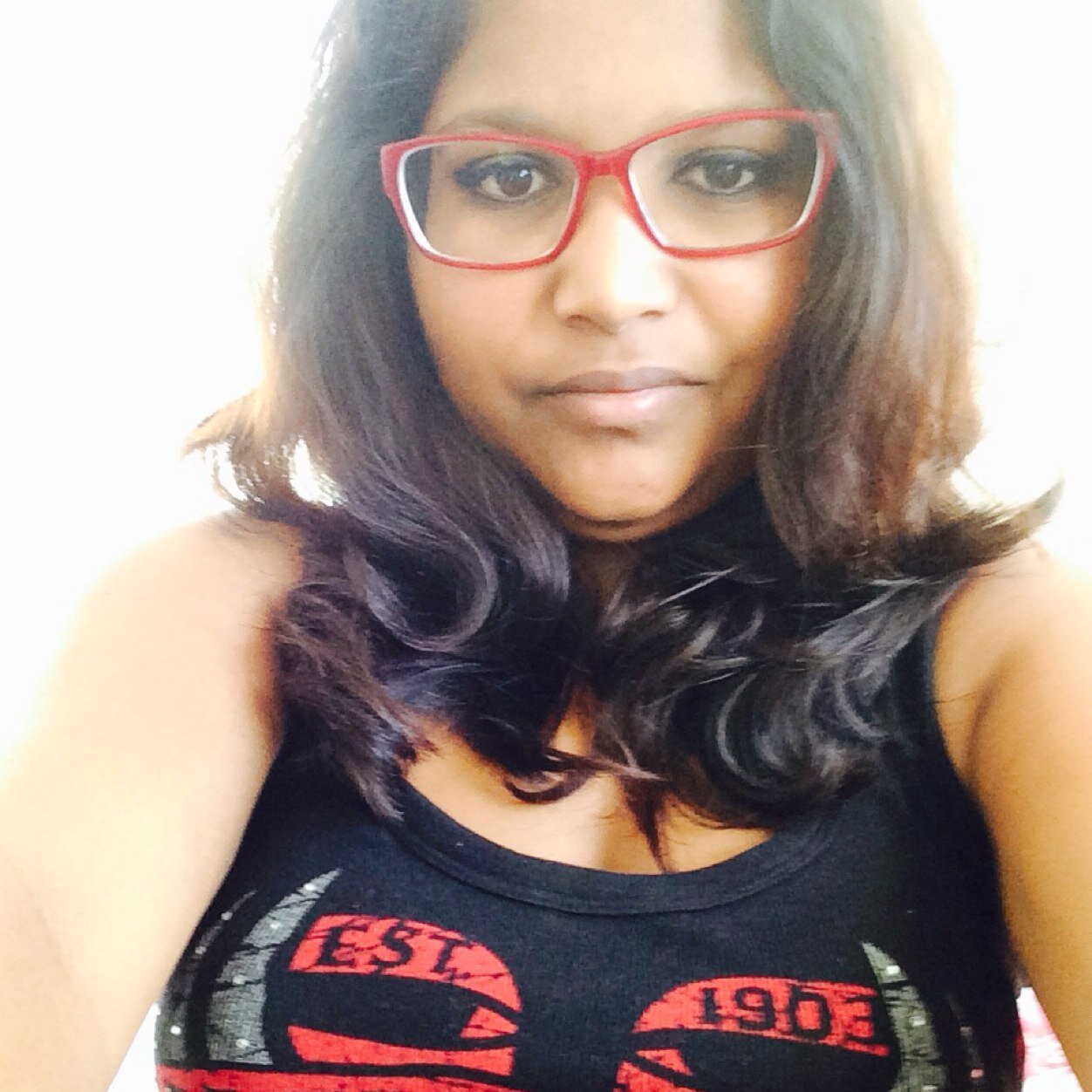 NirmaliJ's profile picture. Hey my name is nirmali jaya stokes im 18 turning 19 i love music, drawing and going for drives just to clear my mind, im currently single lol ❤️