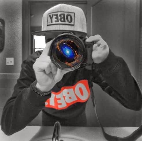 le_mauvais_sage's profile picture. Racontez moi votre vie !!! je vous reconduirai vers le droit chemin !! #beauFrere