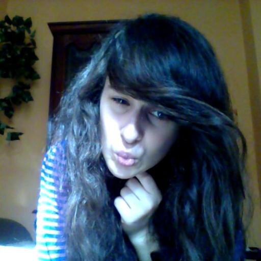 Hi, I'm Karolina. #Directioner . ♥ I have 14 years. I'm from Poland. I Love music. I love my dear friend Wiktoria's ♥  Follow me, I follow back. :D