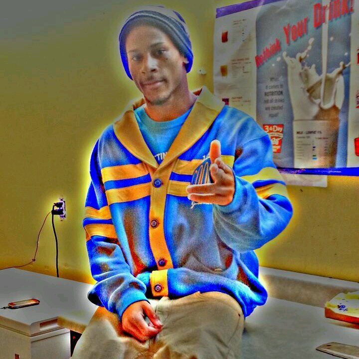 You can follow me on ig aimhighdevon and fb aimhighdevon or kik locoutel