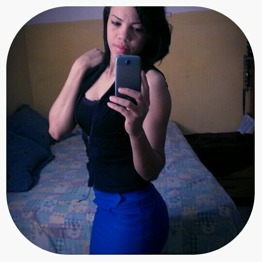 Solo decir que soy una hija de Dios .. un chica simpatica . humilde y sincera ,. Me gusta hacer amigos ,chat , y danzar kisses ..!!