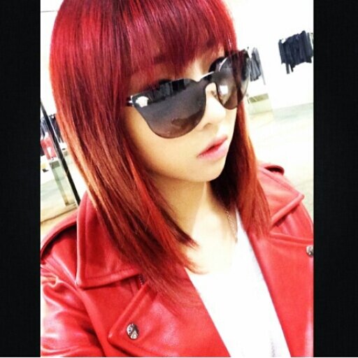 Roleplayer of 공민지 - 2NE1 rapper&vocal - Hell-o! • #YGBOSS #YGUnite