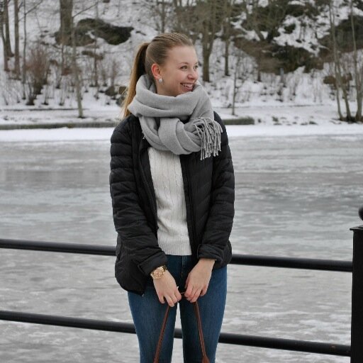 LottaSnicker's profile picture. 