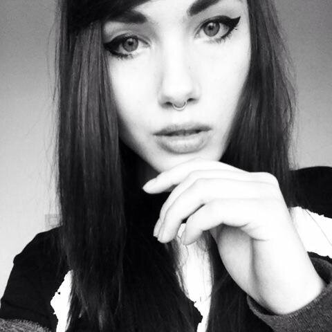 christine - 20 - single - i need cuddle - coccolamica,amica - bisex
