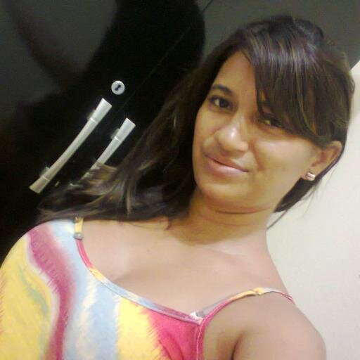 Leonina, Geniosa, Sincera, mais detalhes só me conhecendo pra saber!