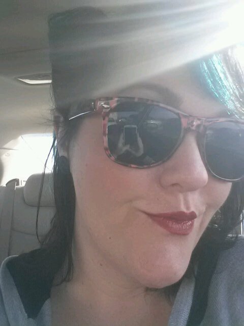 kellysnead's profile picture. makeup artist & best waxer! follow me on 
Instagram kellysneadmakeup &
https://t.co/XOz2AMUvWQ& Tumblr Ritamylips